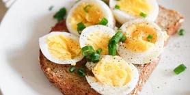 Самый простой завтрак: немецкий яичный тост: немецкий яичный тост