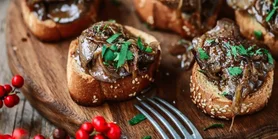 Рецепт кростіні з печінки кролика