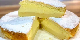 Розумний пиріг: рецепт лінивого десерту з бісквітом та молочним кремом