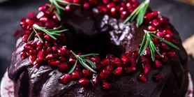 Рецепт шоколадного кексу з гранатом