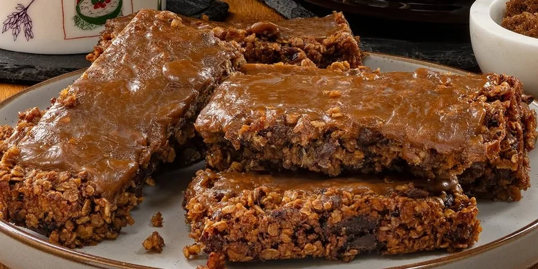 Вівсяні батончики з яблуками: рецепт корисного десерту з низькою калорійністю