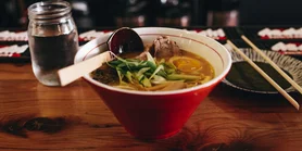 Куриный суп с лапшой на обед - простой рецепт на скорую руку