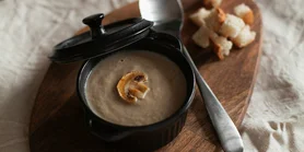 Для осіннього настрою: простий грибний крем-суп