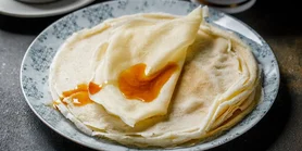 Млинці на мінеральній воді: рецепт без яєць до посту