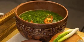 Зелений борщ: слобожанський рецепт з лободою