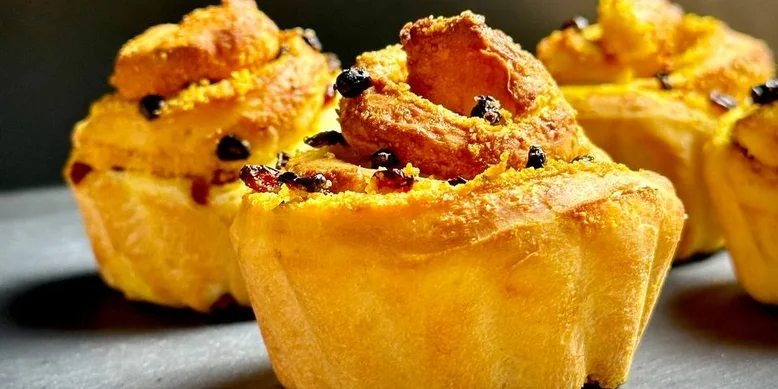 Золотисті булочки за вишуканим рецептом хлібного сомельє