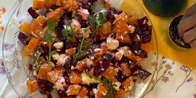 Легкий овощной салат с сыром фета: рецепт запеченный в духовке