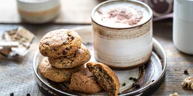 К кофе, какао и чаю: рецепт бананового овсяного печенья