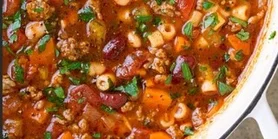 Паста е фаджолі: класичний італійський суп із макаронами та квасолею