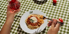 Спагеті Болоньєзе: рецепт макаронів із м'ясним соусом з 1960-х