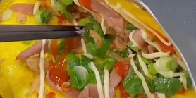 Омлет-піца: вулична їжа В’єтнаму на вашій кухні