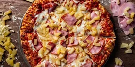 Гавайська піца у пательні: простий та цікавий рецепт