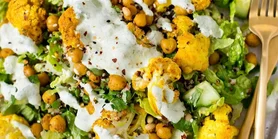 Замість крилець: запечена цвітна капуста з соусом Баффало