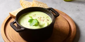 Крем-суп с картофелем, спаржей и имбирем для весенне-пряного обеда