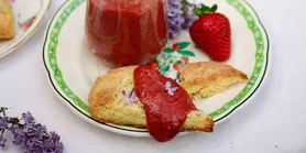 «Эльфийская выпечка»: сконы с ароматом сирени и весенних ягод