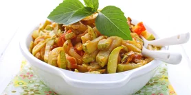 Кабачки, тушеные в сливках: рецепт обеда с чесноком: рецепт обеда с чесноком