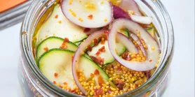 Мариновані кабачки з чилі: ідеальна гостра закуска на кожен день