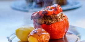 Домашні фаршировані перці: покроковий рецепт із соковитою начинкою