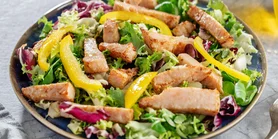 Салат с курицей терияки: быстрый и полезный обед на лето: быстрый и полезный обед на лето
