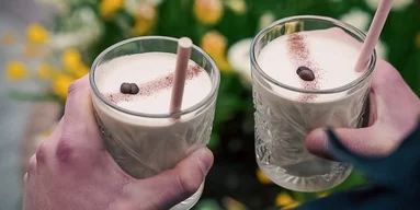 Классика Нового Орлеана: айс айриш кофе, который идеально подходит для лета