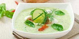 Холодний вершковий огірковий суп - ідеально у літню спеку