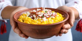 Настоящий гуцульский банош: идеально с брынзой и шкварками