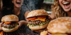 Шведские бургеры с фрикадельками: необычное переосмысление классики