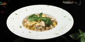 Курица марсала: идеальное блюдо с винным соусом