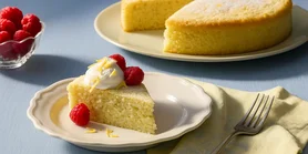 Проще не бывает. Лимонный пирог из простых ингредиентов