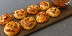 Сосиски в тесте с рикоттой по-сицилийски а-ля томазини