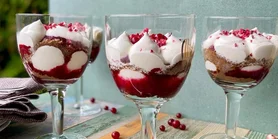 Рупмаізес картоюмс: Латвійський вишуканий трайфл з чорного хліба