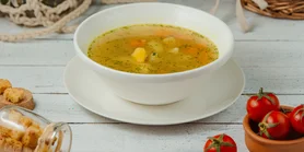 Гороховый суп, как у бабушки: сытный и согревающий