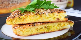 Не месить, не лепить: заливной пирог с капустой или любой начинкой