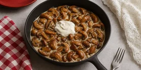 Найсмачніші гриби цієї осені: тушковані маслюки в сметані