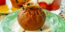 Перекус із користю: запечені яблука