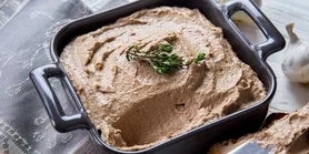 Витончена ніжність: паштет з курячої печінки з крем-сиром