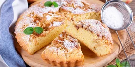 Вдасться з першої спроби: рецепт пишної шарлотки з яблуками