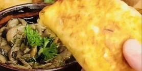 Закарпатська класика: рецепт ріпляників з квашеною капустою