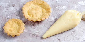 Вершковий та ніжний. Заварний крем на молоці - для найсмачніших тортів