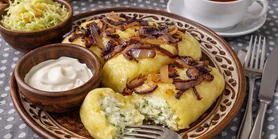 Картофельные клецки с сыром: домашнее лакомство для семьи