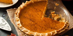 Американський гарбузовий пиріг: класичний рецепт для Геловіну і просто так
