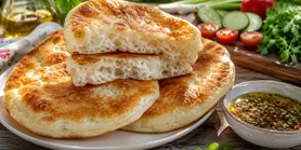 Вершковий хліб на сковороді: простий заміс та пухкий результат