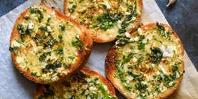 Итало-американец: рецепт классического чесночного хлеба с сыром