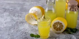 "Золотой" тоник на основе зеленого чая и куркумы