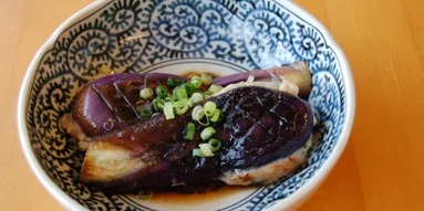 По-японски: рецепт фаршированных баклажанов с курицей