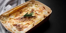 Обід в італійському стилі: лазанья в одному деку за простим рецептом