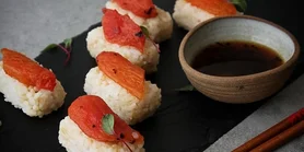 Щоб не купувати тунець: рецепт маринованих томатів