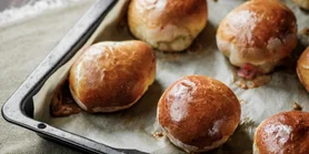 По-полтавськи: рецепт забутої традиції приготування пиріжків з калиною