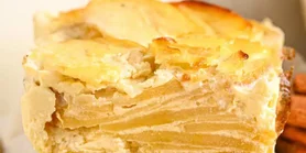 Яблучний пиріг-невидимка: французький секрет десерту без шкоди для фігури