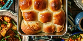 Французькі булочки з сиром і карамелізованою цибулею: смак у кожному шматку